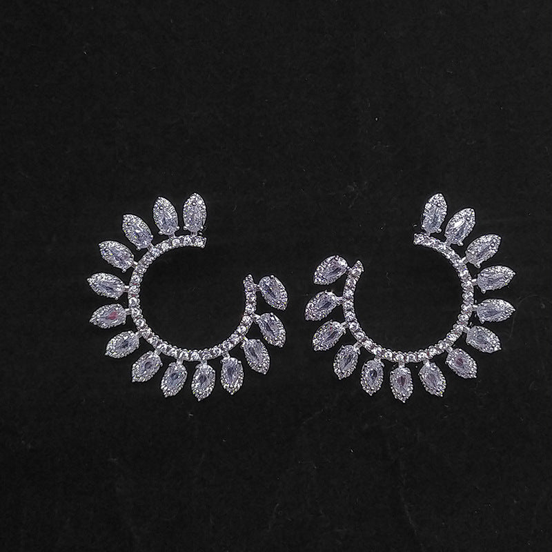 C- Shaped Zircon Earrings Handmade Inlaid Fashion Leaves Popular Products For Women